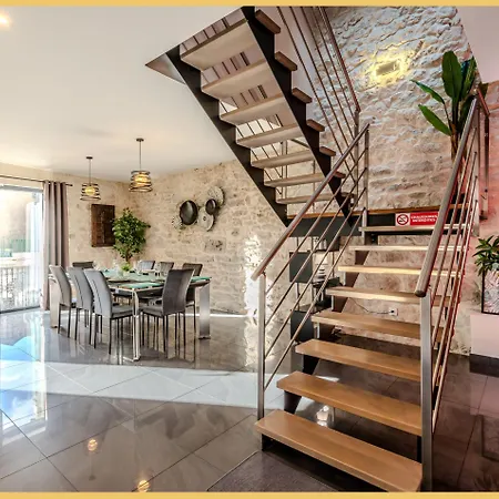 Apartment Savana I T5 I